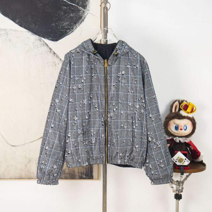 Picture of Louis Vuitton Jackets _SKULVM-3XLxetr8331854